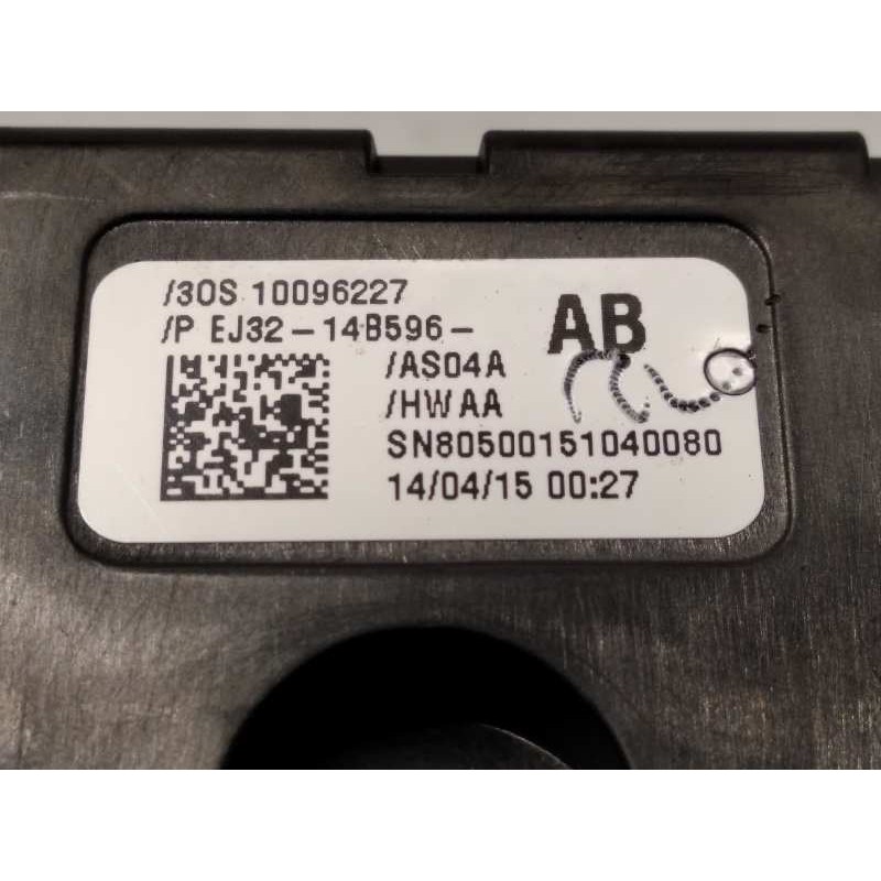 Recambio de interruptor para land rover evoque 2.2 td4 cat referencia OEM IAM EJ3214B594AB  