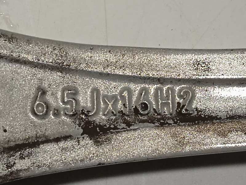 Recambio de llanta para mercedes-benz clase cla (w117) 1.5 cdi cat referencia OEM IAM A2464011302  2464011302