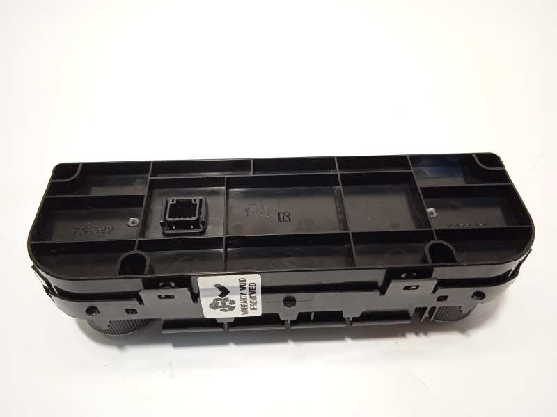 Recambio de mando climatizador para toyota auris touring sports (e18) hybrid active referencia OEM IAM 5590002460  5590002460B0