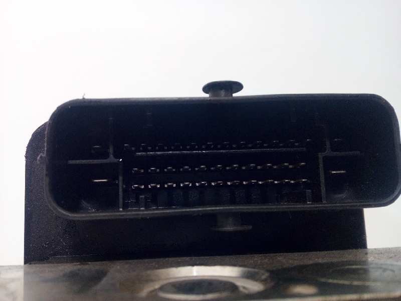 Recambio de abs para dacia dokker ambiance referencia OEM IAM 476605810R 28515039183 10022006774