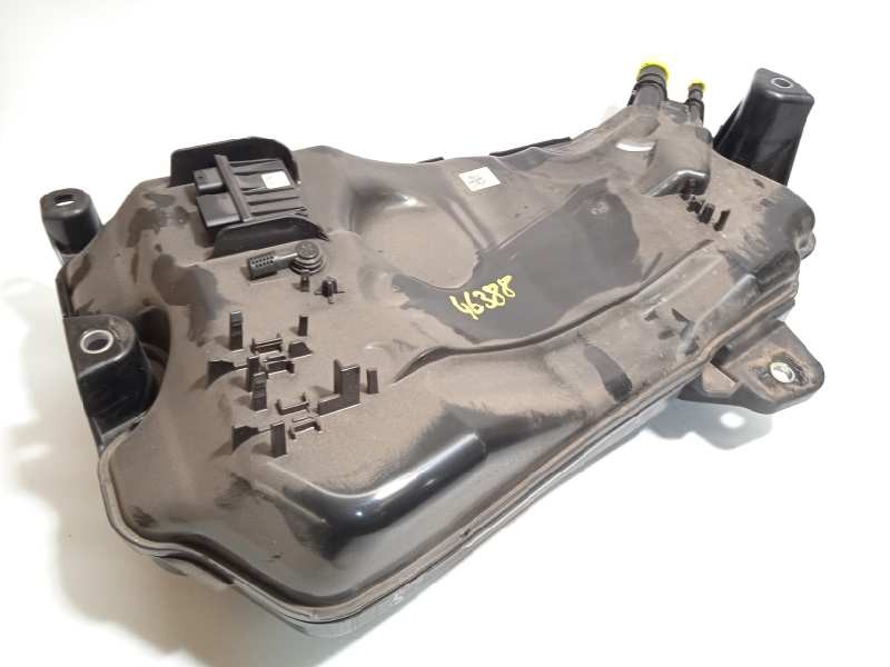 Recambio de deposito aditivo fap adblue para audi a3 sedán (8vm) referencia OEM IAM 5Q0131877G  5Q0131969E