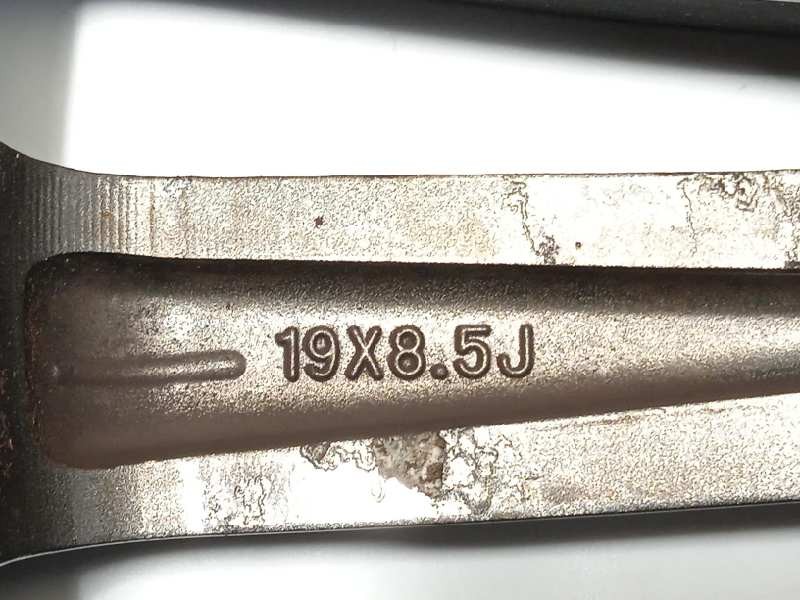 Recambio de llanta para porsche panamera 4 referencia OEM IAM NOREF  