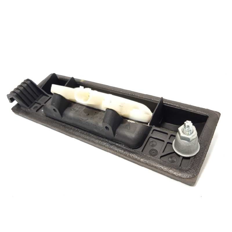 Recambio de maneta exterior porton para porsche panamera 4 referencia OEM IAM 2218702410  