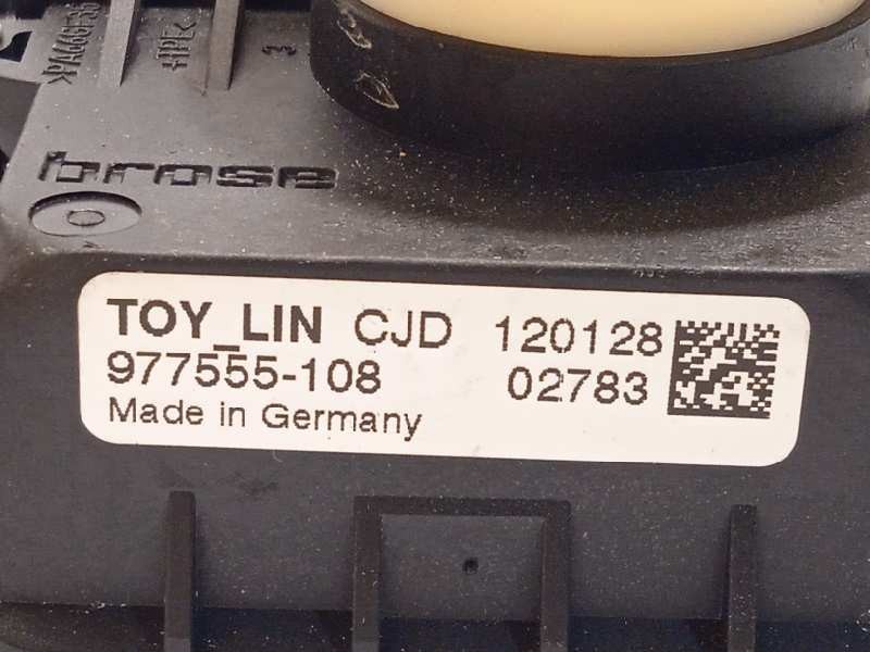 Recambio de elevalunas trasero derecho para toyota avensis (t27) executive referencia OEM IAM 8570202020  977555108