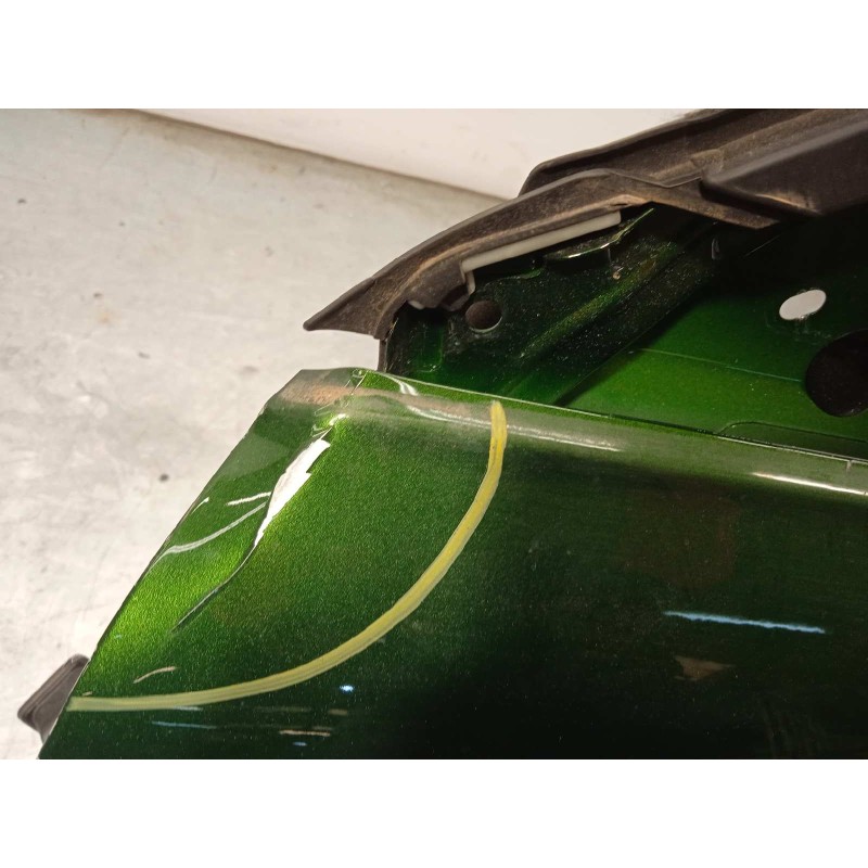 Recambio de puerta delantera izquierda para peugeot 308 1.6 allure hybrid referencia OEM IAM 9837982380  