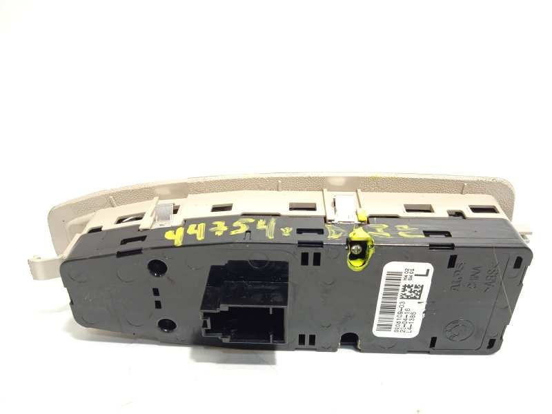 Recambio de mando elevalunas delantero izquierdo para bmw serie 3 lim. (f30) 316d referencia OEM IAM 9208109  61319208109