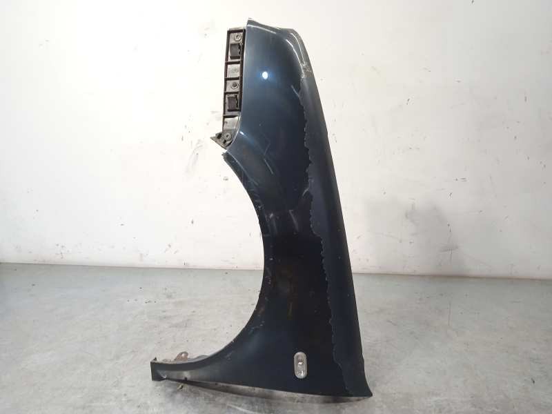 Recambio de aleta delantera izquierda para volkswagen golf iv berlina (1j1) 1.9 sdi referencia OEM IAM 1J0821021  