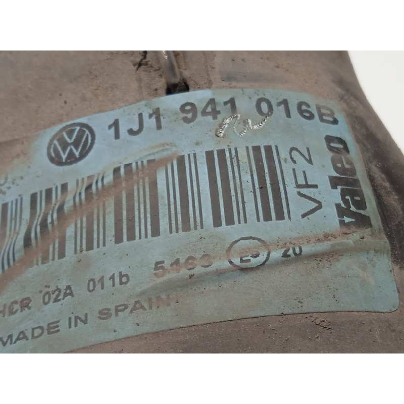 Recambio de faro derecho para volkswagen golf iv berlina (1j1) 1.9 sdi referencia OEM IAM 1J1941016B  1J1941018F