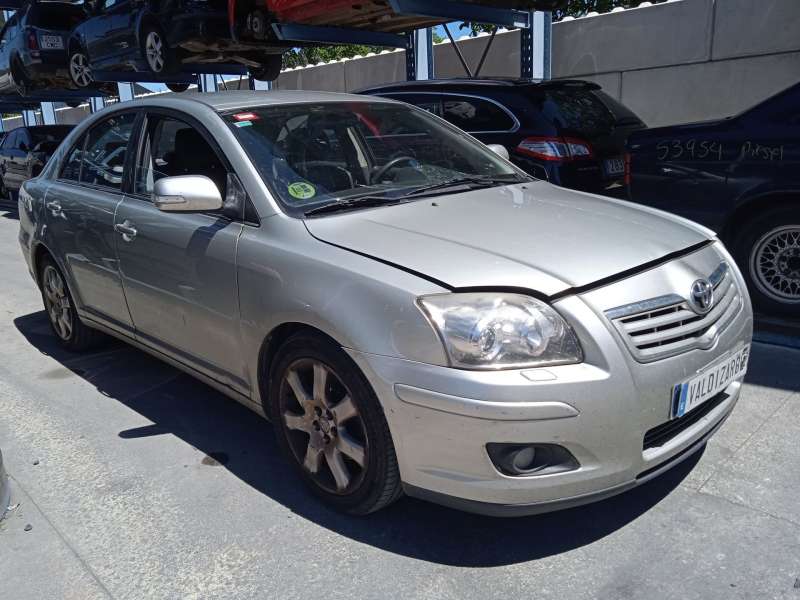 TOYOTA AVENSIS (_T25_)