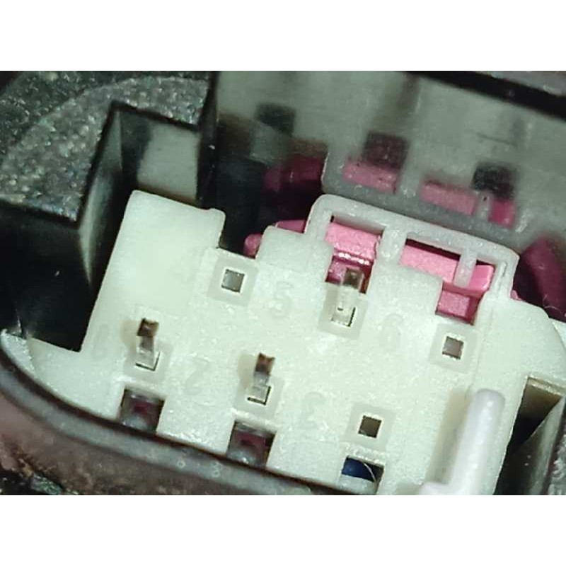 Recambio de retrovisor derecho para bmw mini (r50,r53) one referencia OEM IAM 51167192470  