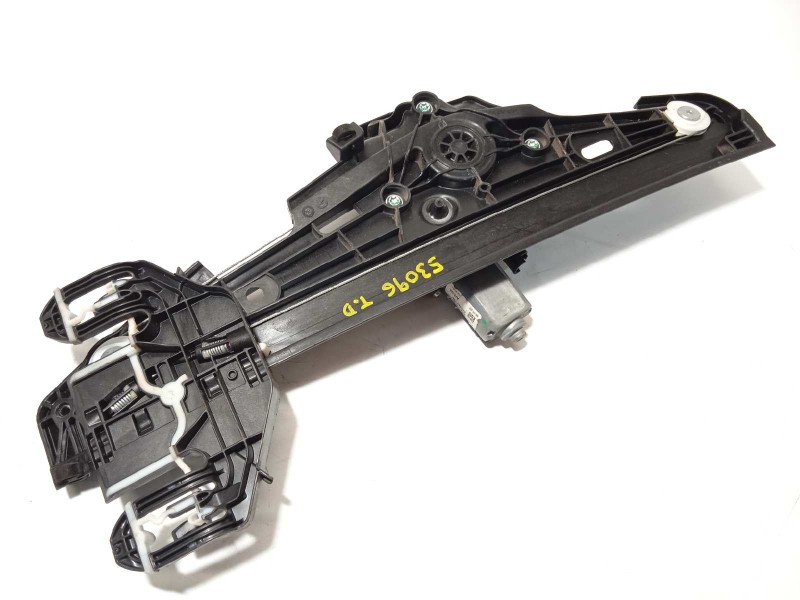 Recambio de elevalunas trasero derecho para peugeot 308 1.6 allure hybrid referencia OEM IAM 9830816680  9829048380