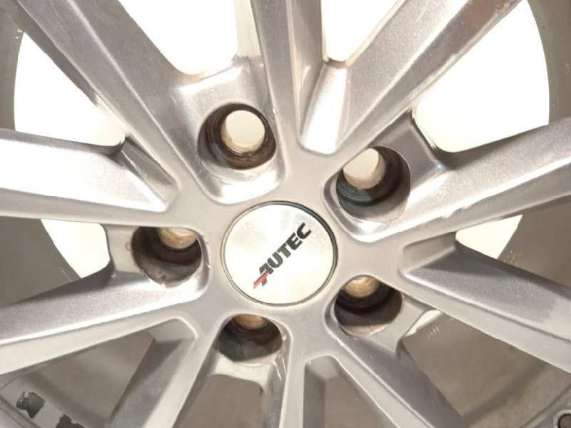 Recambio de llanta para land rover range rover sport v6 td hse referencia OEM IAM KBA51726  RRC500681MNH