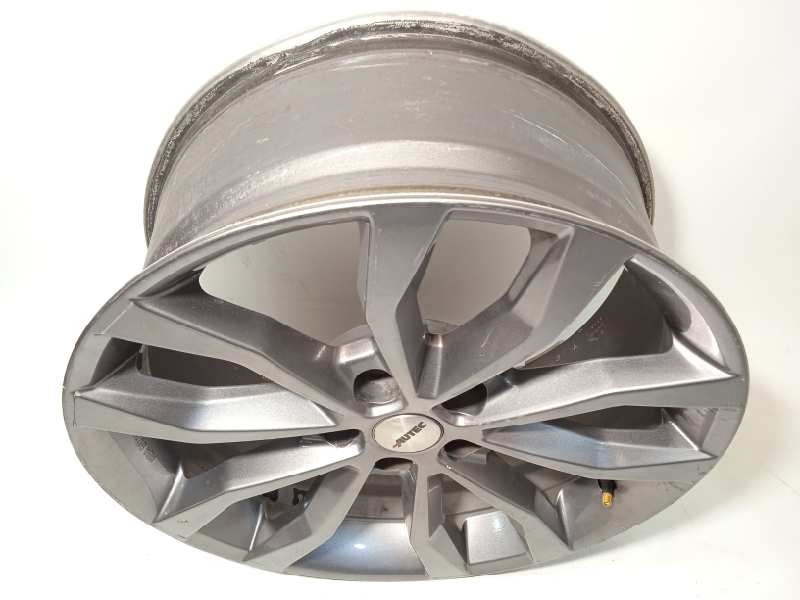 Recambio de llanta para land rover range rover sport v6 td hse referencia OEM IAM KBA51726  RRC500681MNH