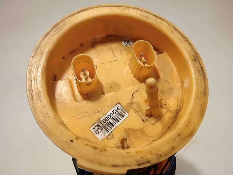 Recambio de bomba combustible para bmw serie 1 berlina (e81/e87) 120d referencia OEM IAM 7190943  A2C53215722