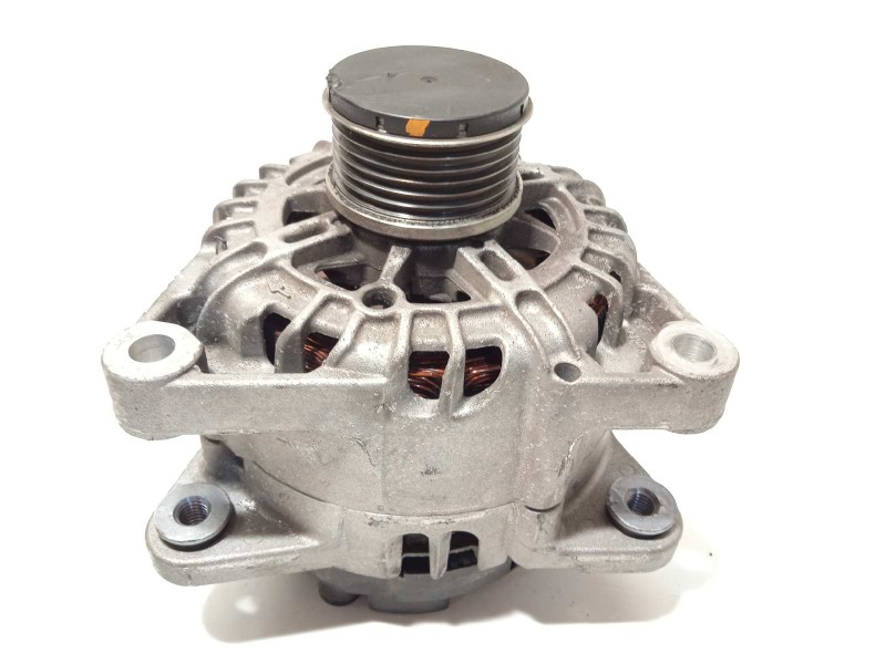 Recambio de alternador para citroën c1 city edition referencia OEM IAM 9818677980 2713135A TG12C261