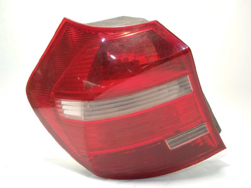 Recambio de piloto trasero izquierdo para bmw serie 1 berlina (e81/e87) 120d referencia OEM IAM 7164855  63217164855