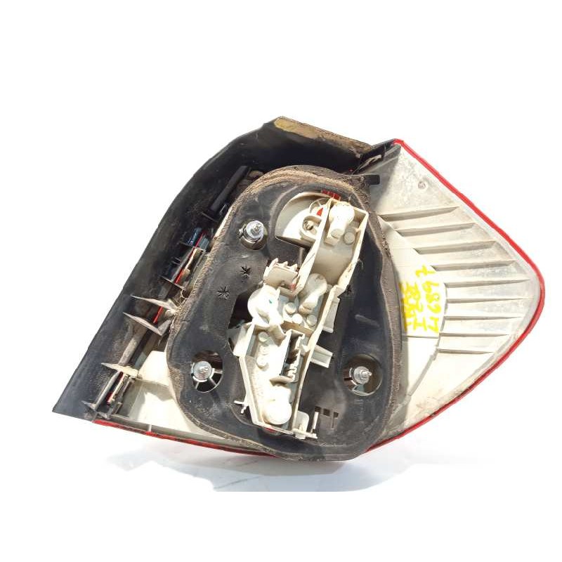 Recambio de piloto trasero izquierdo para bmw serie 1 berlina (e81/e87) 120d referencia OEM IAM 7164855  63217164855