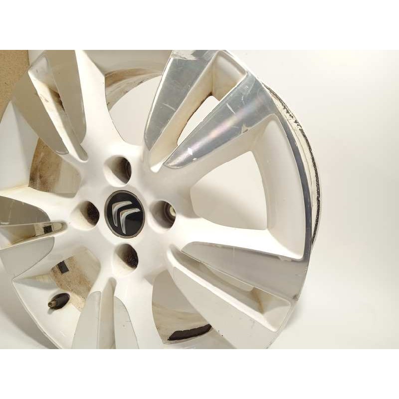 Recambio de llanta para citroën ds3 design referencia OEM IAM 9688118277  5402AR