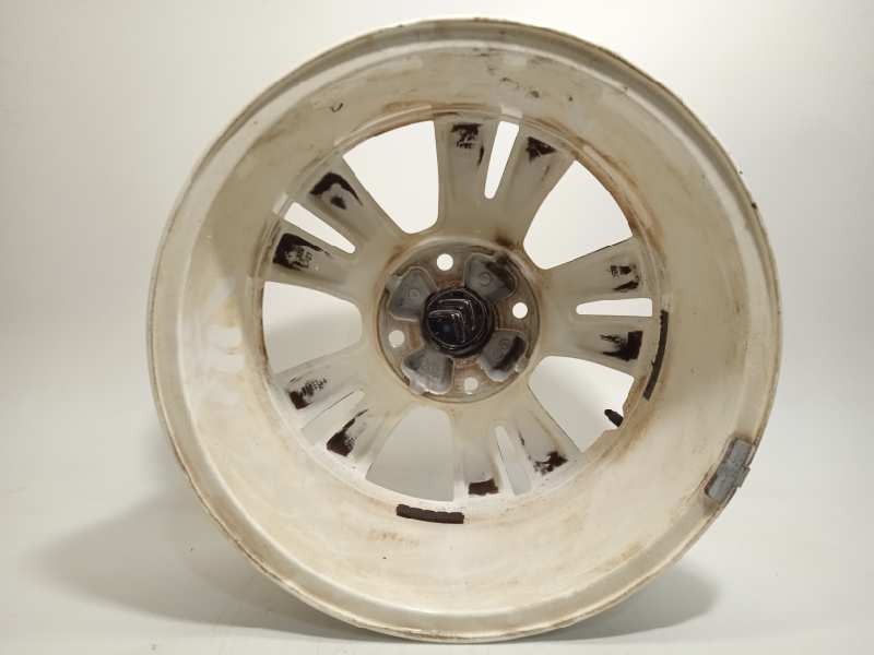Recambio de llanta para citroën ds3 design referencia OEM IAM 9688118277  5402AR