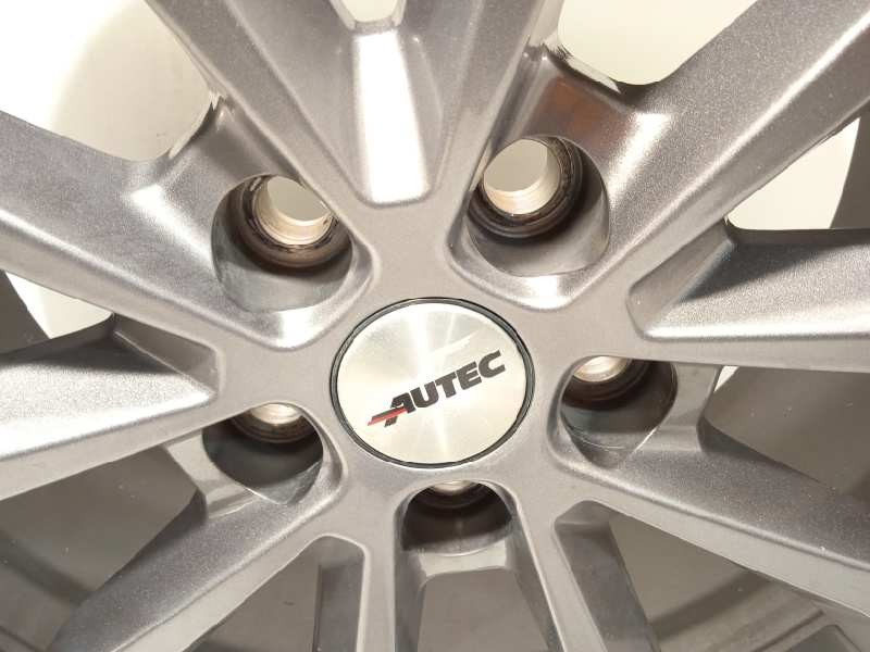 Recambio de llanta para land rover range rover sport v6 td hse referencia OEM IAM KBA51726  RRC500681MNH