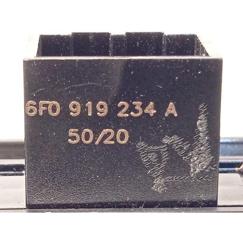 Recambio de moldura para seat arona xcellence referencia OEM IAM 6F0857060B  6F0919234A