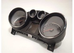 Recambio de cuadro instrumentos para opel insignia berlina 2.0 16v turbo referencia OEM IAM 13327318   2