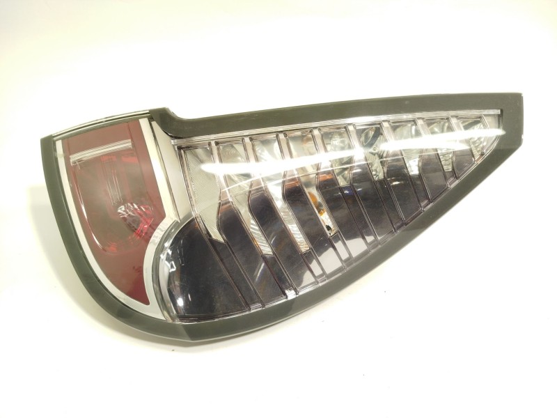 PILOTO TRASERO DERECHO 265503764R 265508247R 