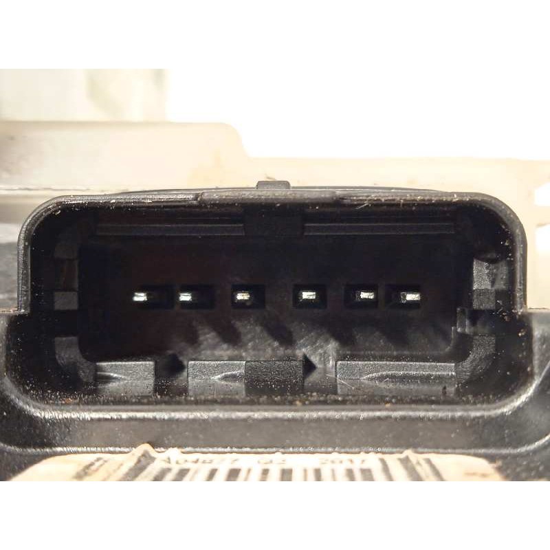 Recambio de cerradura puerta trasera derecha para citroën c3 feel referencia OEM IAM 123984  5137A0395K5