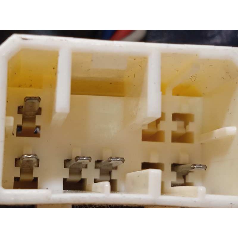 Recambio de retrovisor derecho para chevrolet aveo lt referencia OEM IAM 96458175  