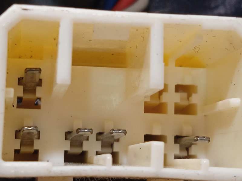 Recambio de retrovisor derecho para chevrolet aveo lt referencia OEM IAM 96458175  