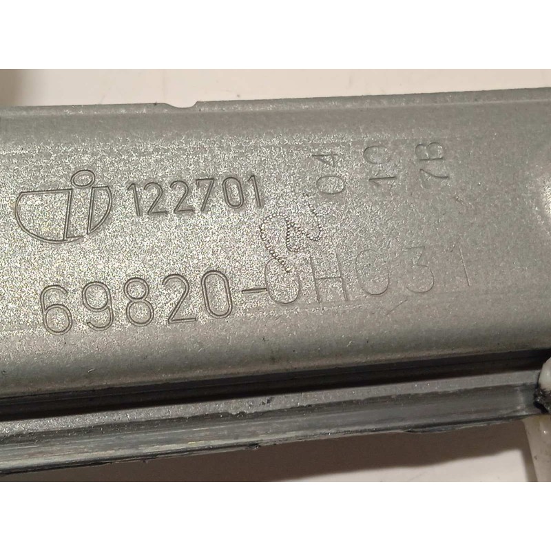 Recambio de elevalunas delantero izquierdo para citroën c1 city edition referencia OEM IAM 698100H031  402663A