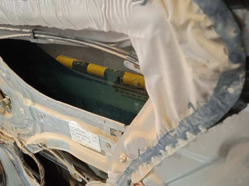 Recambio de puerta trasera derecha para hyundai tucson (jm) 2.0 crdi cat referencia OEM IAM 770042E050  