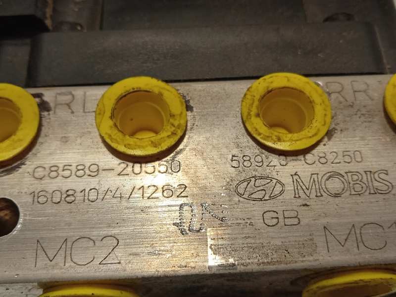 Recambio de abs para hyundai i20 1.2 16v cat referencia OEM IAM 58920C8250 6158945200 C858920550