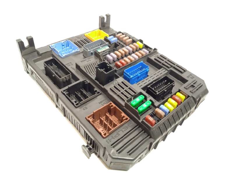 Recambio de caja reles / fusibles para citroën c4 picasso feel referencia OEM IAM 9819851380 28550133 1663368880