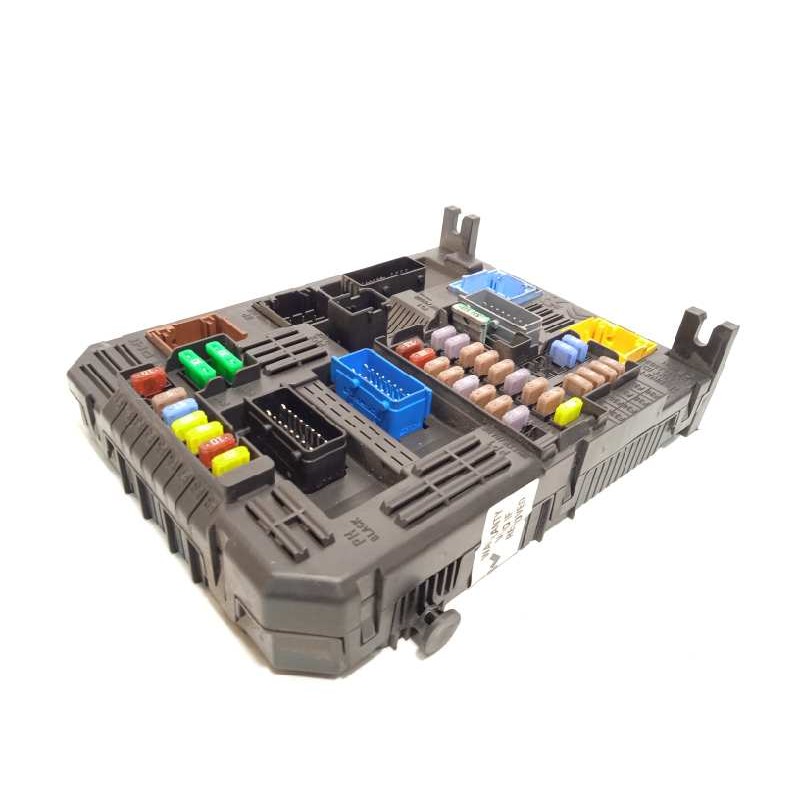 Recambio de caja reles / fusibles para citroën c4 picasso feel referencia OEM IAM 9819851380 28550133 1663368880