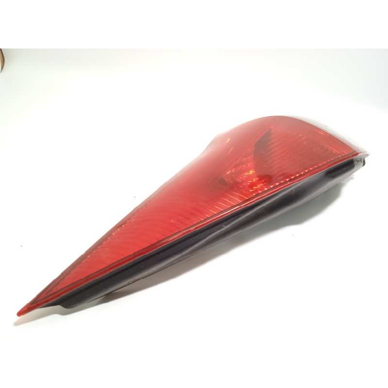 Recambio de piloto trasero derecho para renault megane ii familiar 1.5 dci diesel referencia OEM IAM 8200142683  