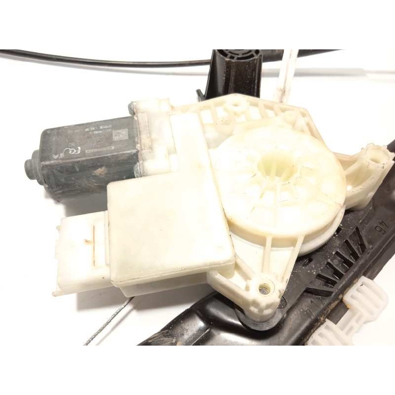 Recambio de elevalunas delantero izquierdo para peugeot 308 sw style referencia OEM IAM 9825710380  