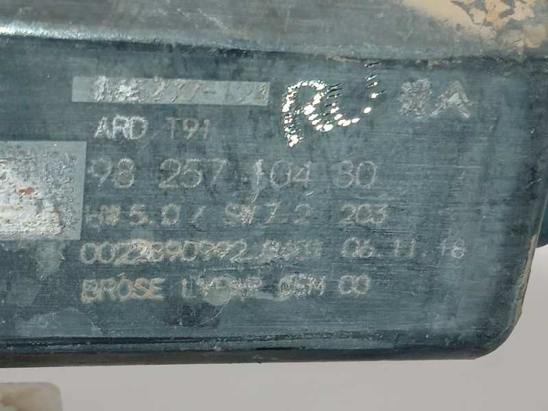 Recambio de elevalunas trasero derecho para peugeot 308 sw style referencia OEM IAM 9825710480  