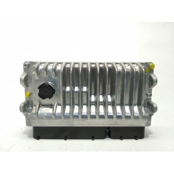 Recambio de centralita motor uce para toyota auris 1.8 16v (híbrido) referencia OEM IAM 896610ZU60  2756009480