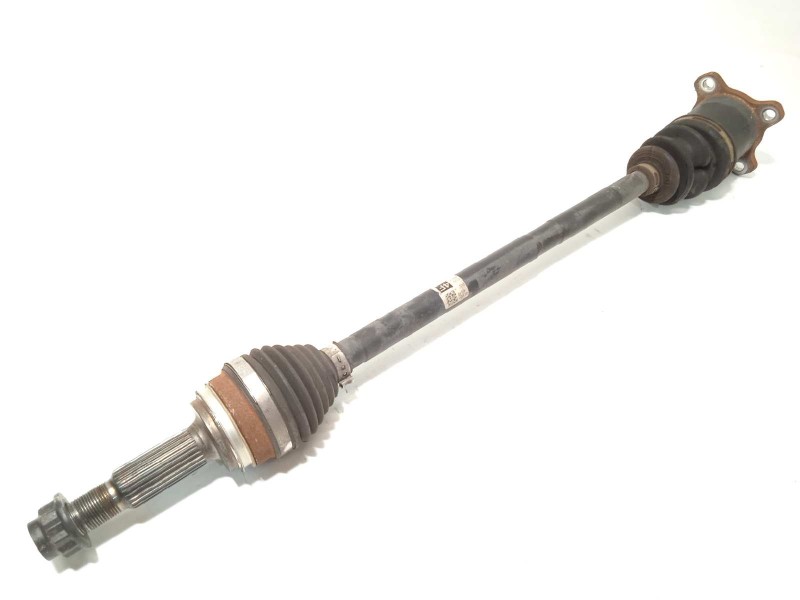 Recambio de transmision trasera derecha para lexus nx 300h 4wd referencia OEM IAM 4234048110  