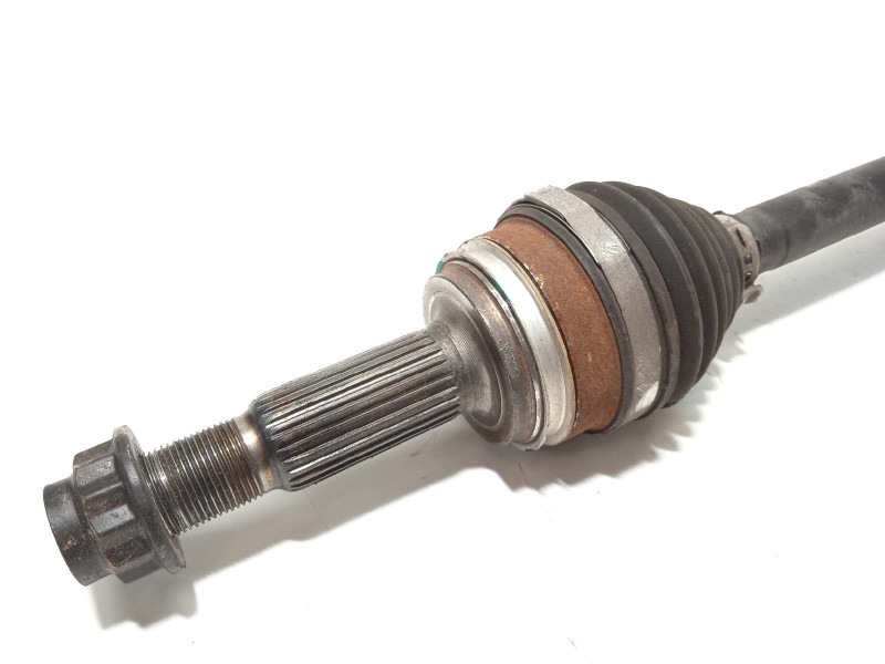 Recambio de transmision trasera derecha para lexus nx 300h 4wd referencia OEM IAM 4234048110  