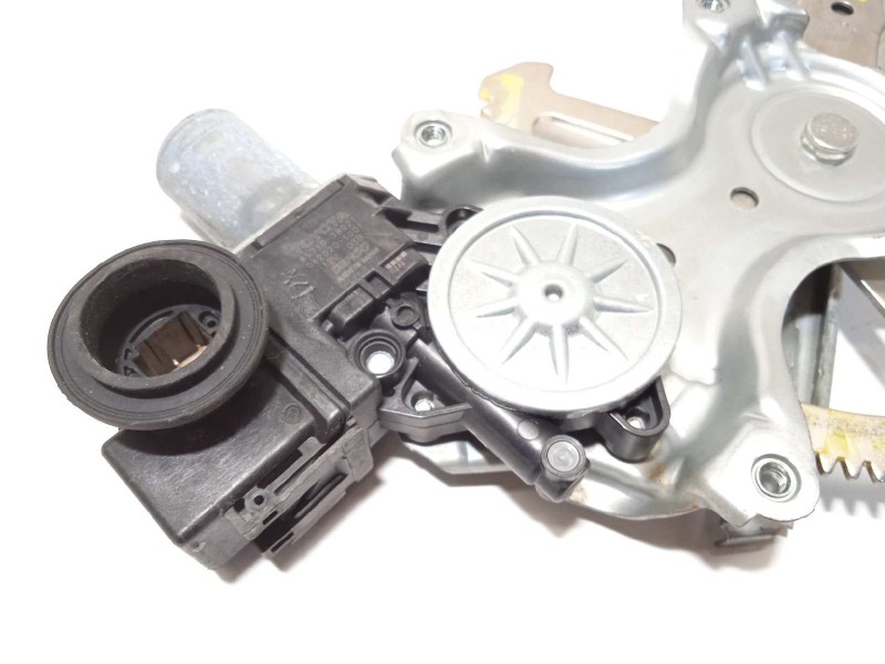 Recambio de elevalunas trasero derecho para lexus nx 300h 4wd referencia OEM IAM 8571078021  