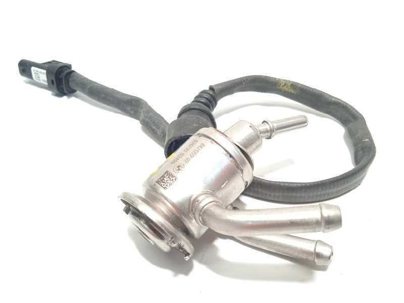 Recambio de inyector para bmw serie 1 lim. (f20/f21) m140i referencia OEM IAM 11788471352  