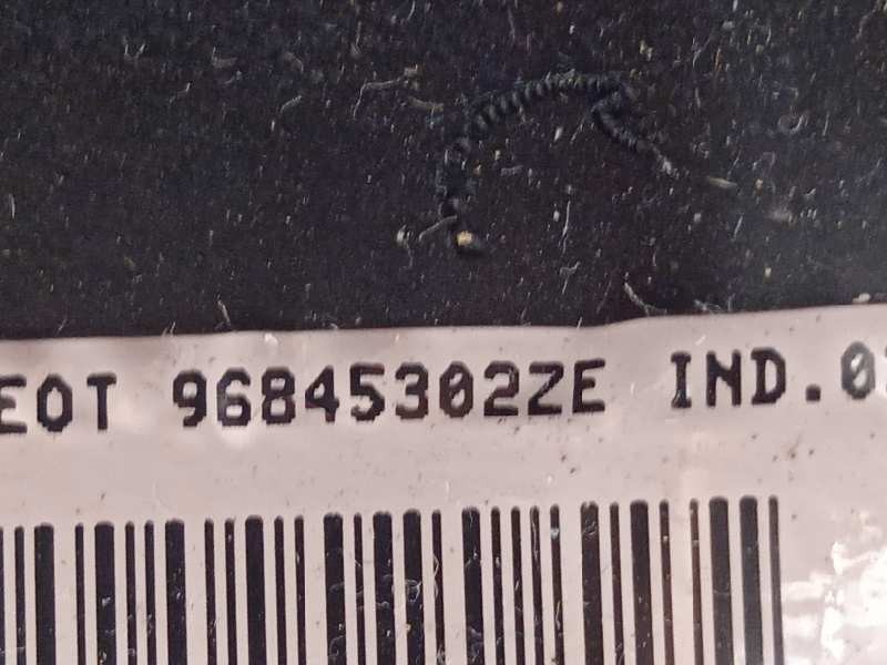 Recambio de airbag delantero izquierdo para peugeot 5008 premium referencia OEM IAM 96845302ZE  4112PF