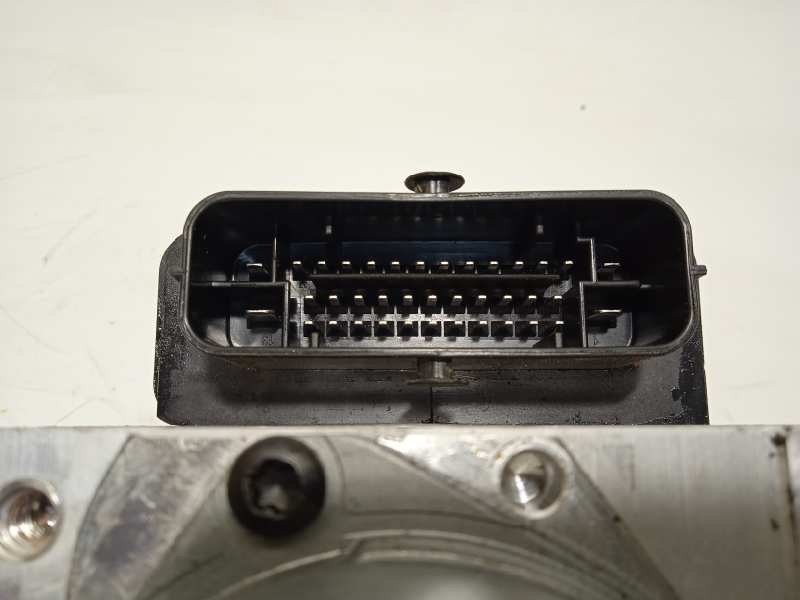 Recambio de abs para hyundai i20 tecno referencia OEM IAM 58920C8250 6158945200 C858920550