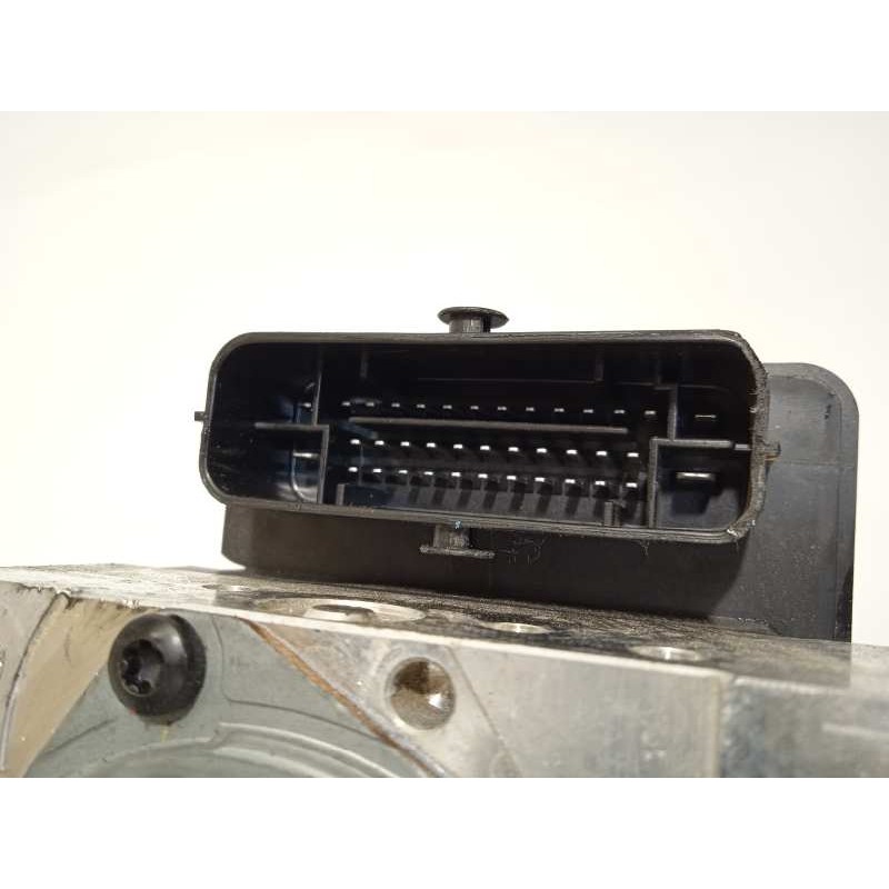 Recambio de abs para hyundai i20 tecno referencia OEM IAM 58920C8250 6158945200 C858920550
