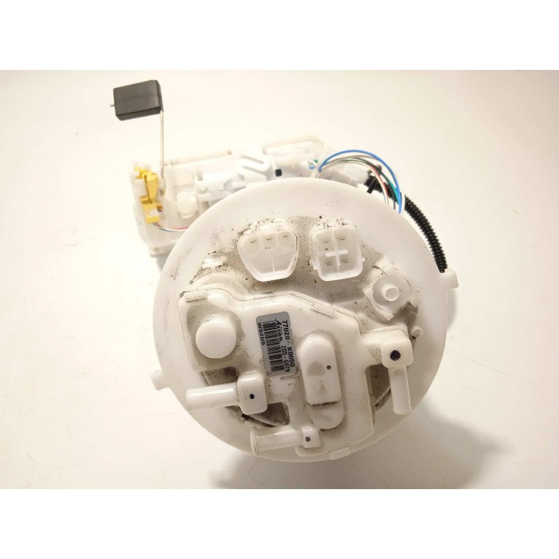 Recambio de bomba combustible para toyota yaris (ksp211 1.5 referencia OEM IAM 77020K0050  