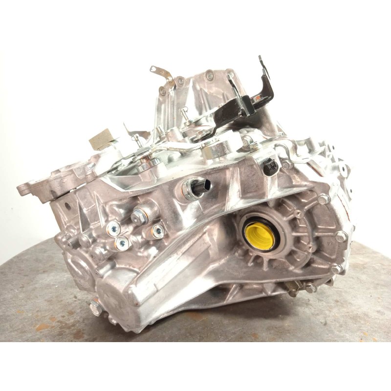 Recambio de caja cambios para toyota yaris (ksp211 1.5 referencia OEM IAM 30300K0010  