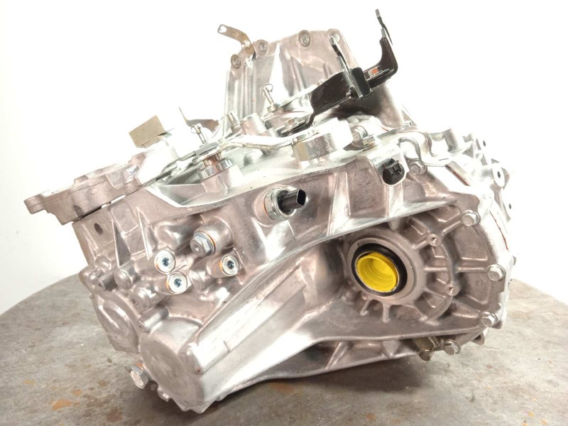 Recambio de caja cambios para toyota yaris (ksp211 1.5 referencia OEM IAM 30300K0010  