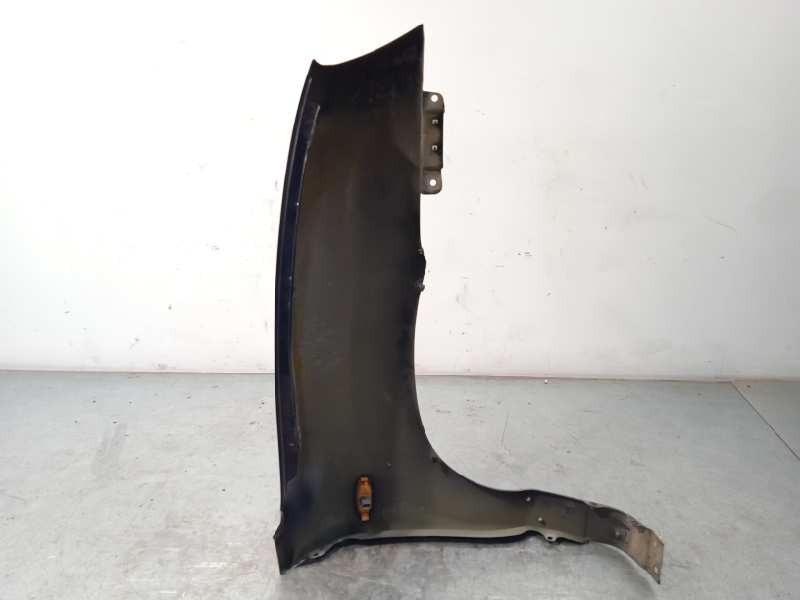 Recambio de aleta delantera izquierda para hyundai santa fe (sm) 2.0 crdi cat referencia OEM IAM 6631126270  